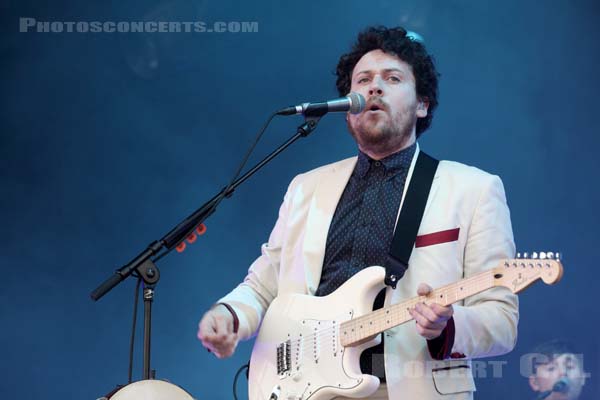 METRONOMY - 2014-06-29 - PARIS - Hippodrome de Longchamp - 